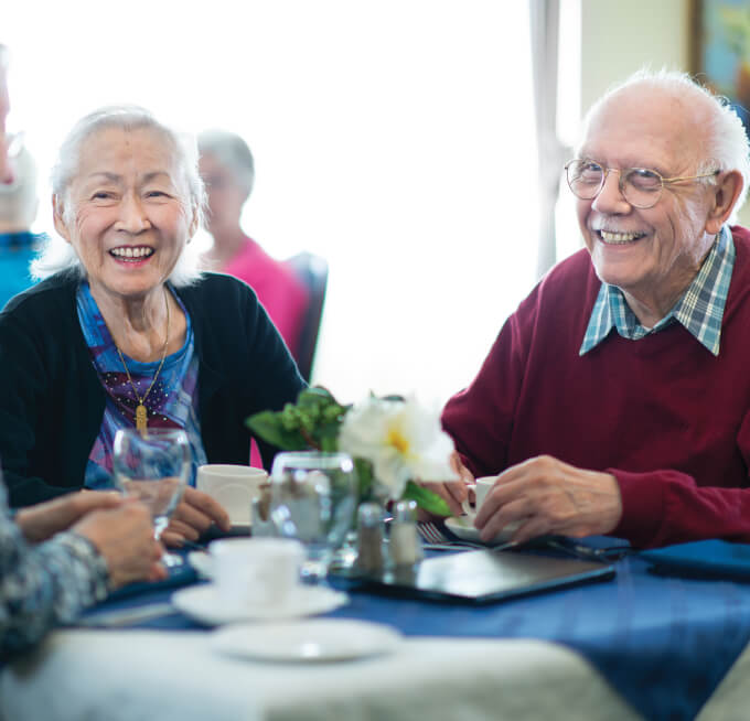 dining-together Dining together